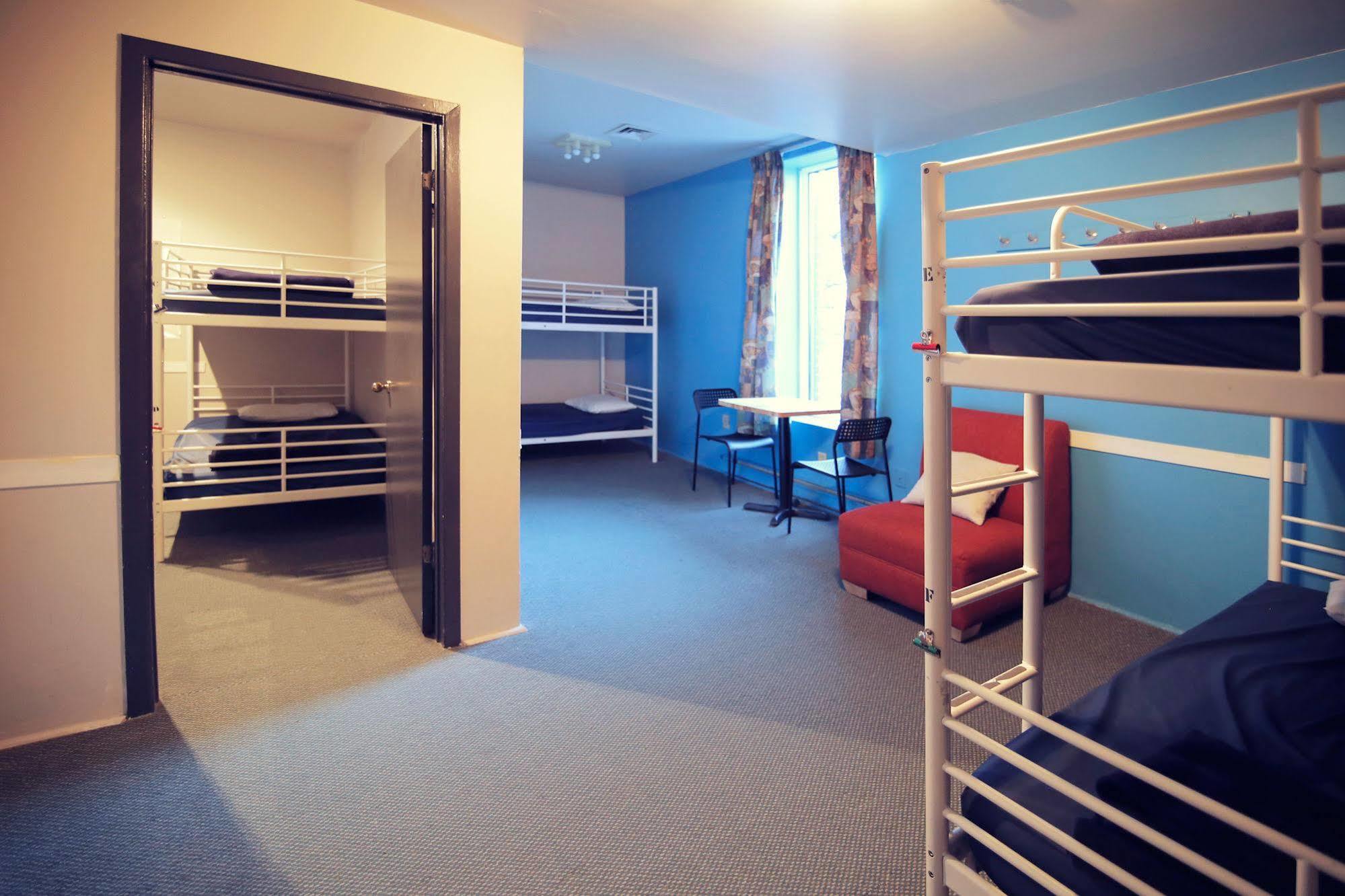 Auberge Saintlo Montreal Hostel ภายนอก รูปภาพ